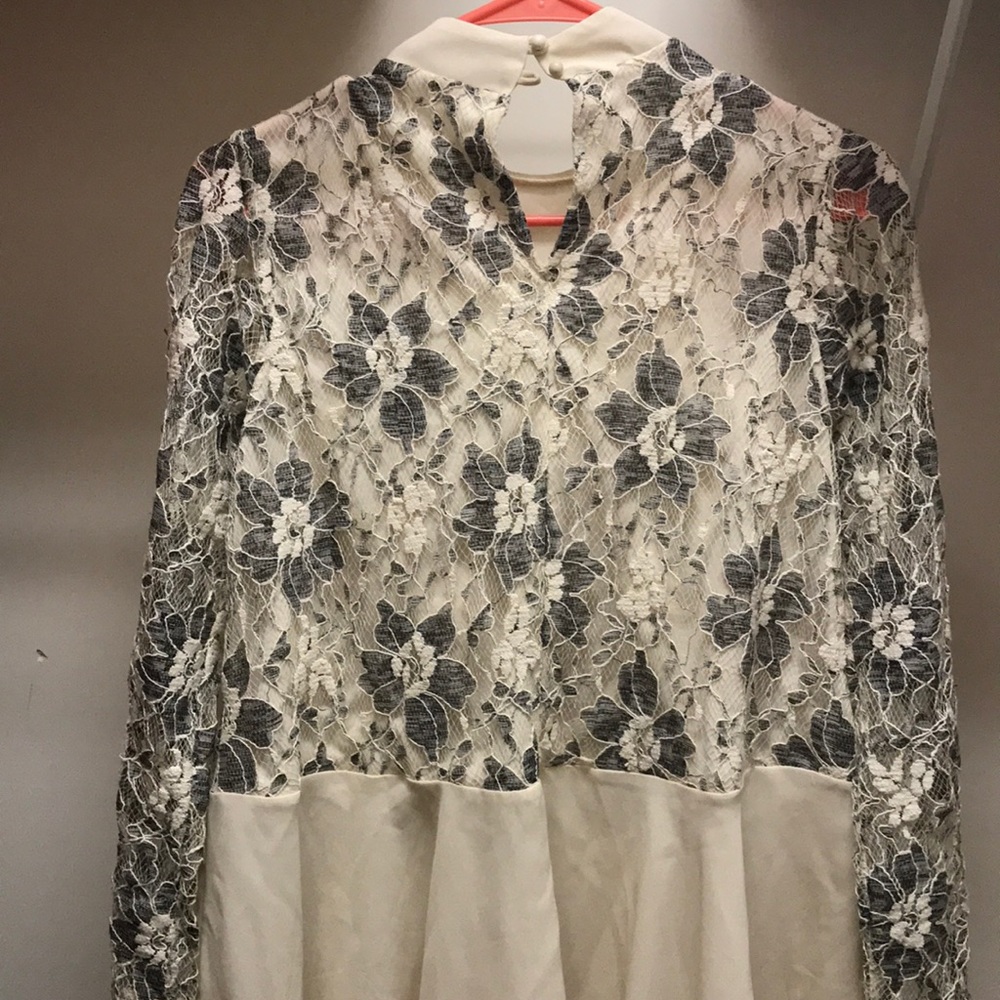 Altar’d State tunic - Picture 3 of 3